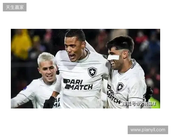 记者：武汉三镇提出租借巴西边锋卡洛斯·阿尔贝托，附带买断条款