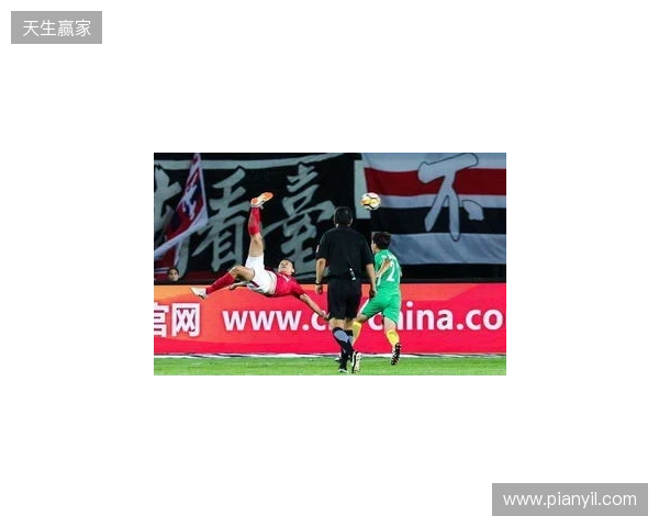 凌空落叶斩！热议杜月徵世界波：比帕瓦尔那球还漂亮！杜德里格斯